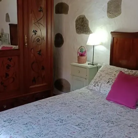 Дом отдыха Vivelorural El Caminante- Valleseco, Private Pool *